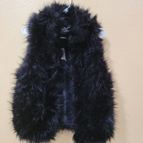 GBG G by Guess faux fur vest - Picture 1 of 6